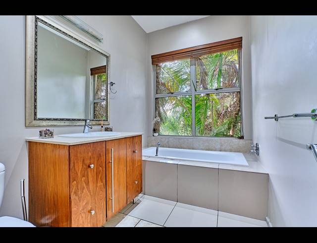 4 BEDROOM HOUSE FOR SALE IN SADDLEBROOK ESTATE